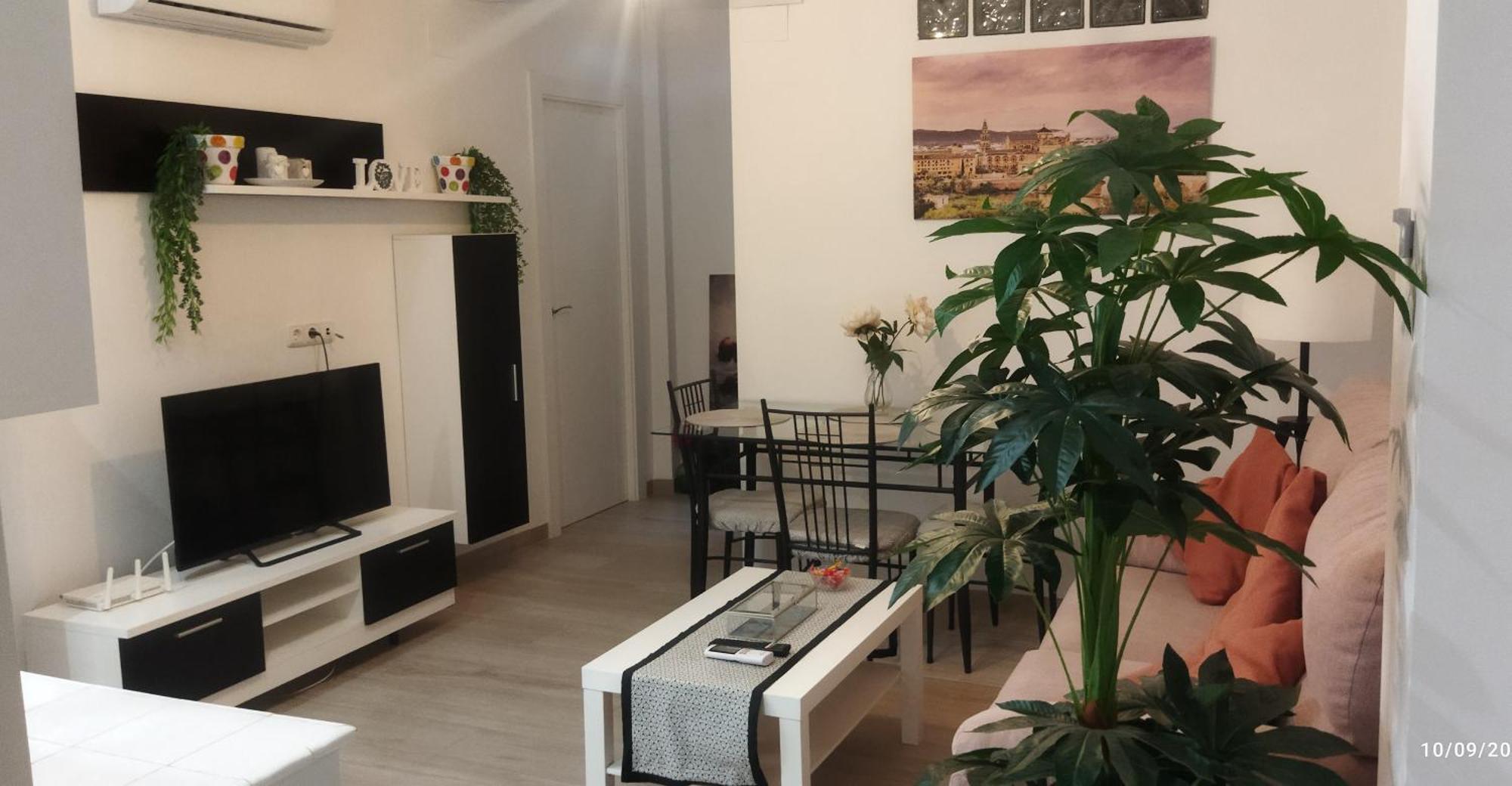 Puerta Sevilla Parking Gratis Кордова Экстерьер фото
